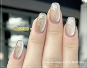 White Moonlight Ceramic Cat Eye Gel - Crystal White Winter Nails