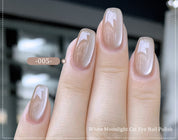 White Moonlight Ceramic Cat Eye Gel - Crystal White Winter Nails