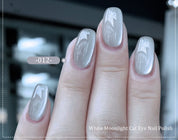 White Moonlight Ceramic Cat Eye Gel - Crystal White Winter Nails