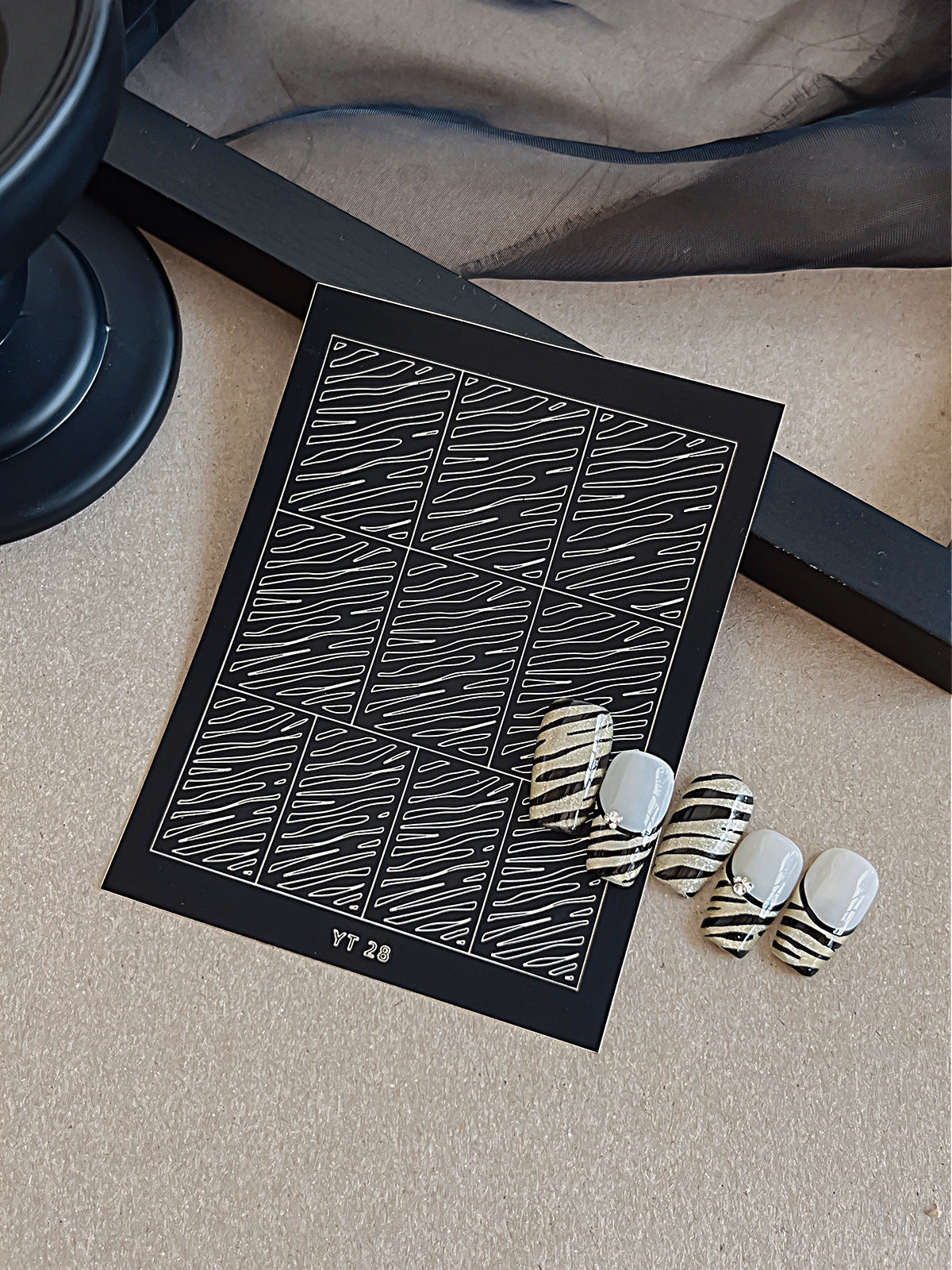 Beginner DIY Hollow Nail Art Sticker Spray Painting: Ethereal French Heart Butterfly Moon Stamping Template Sticker Aid Tool.