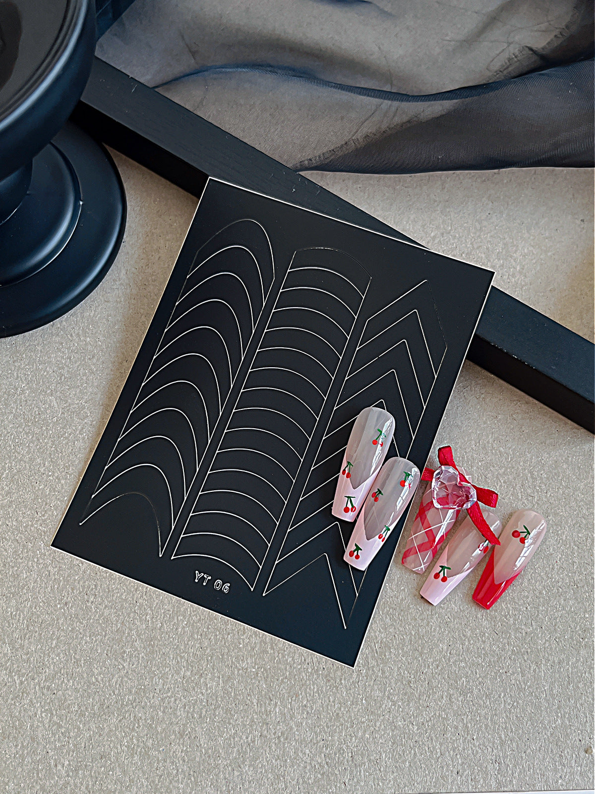 Beginner DIY Hollow Nail Art Sticker Spray Painting: Ethereal French Heart Butterfly Moon Stamping Template Sticker Aid Tool.